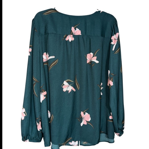 AVA & VIV Dark Green Blouse with Pink Floral Design NWT size 3X - Picture 3 of 6
